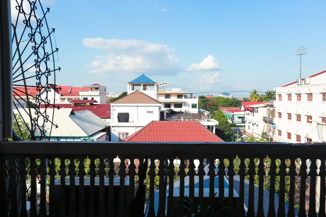 Petit Espace Boutique Hostel Vientiane Bagian luar foto