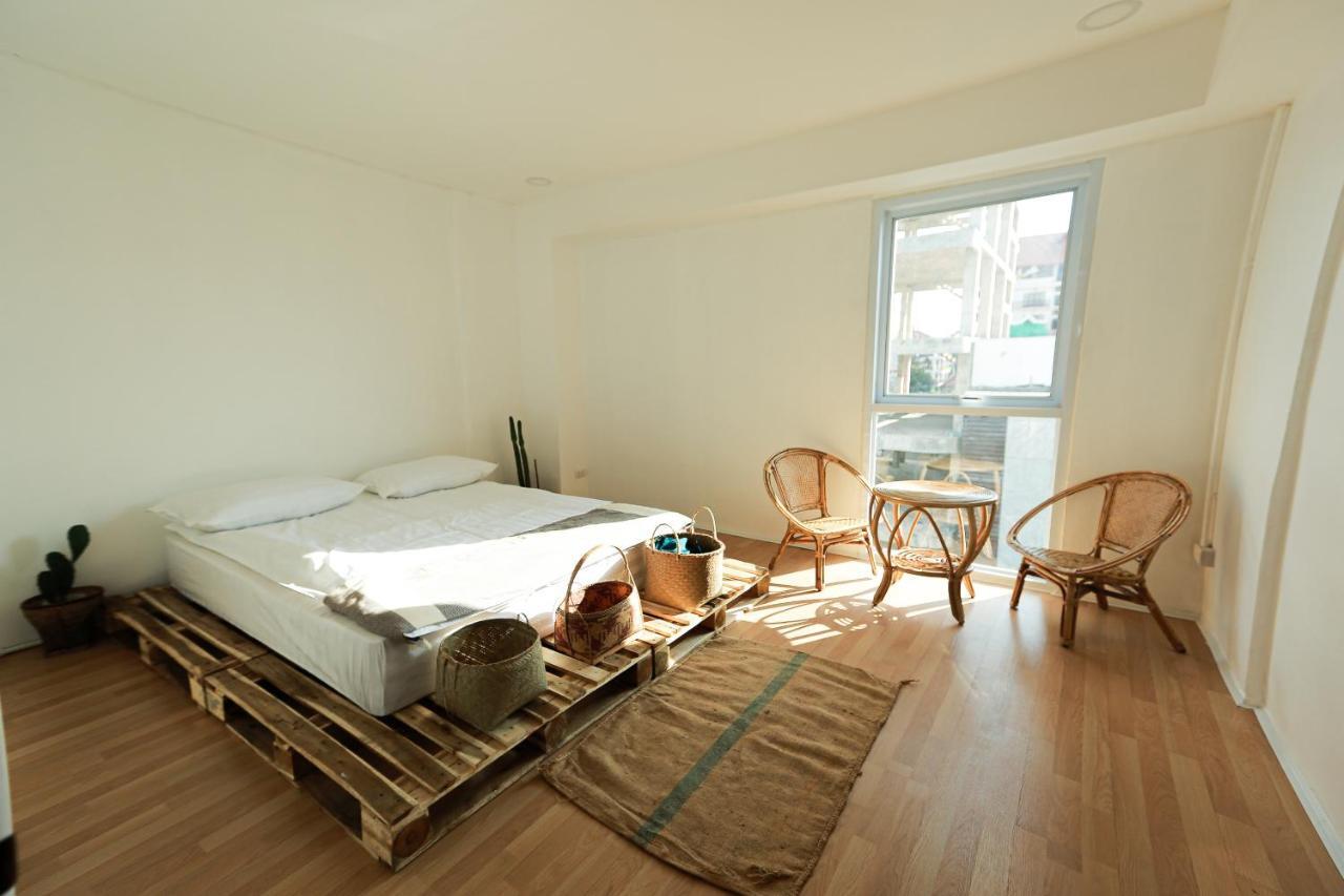 Petit Espace Boutique Hostel Vientiane Bagian luar foto